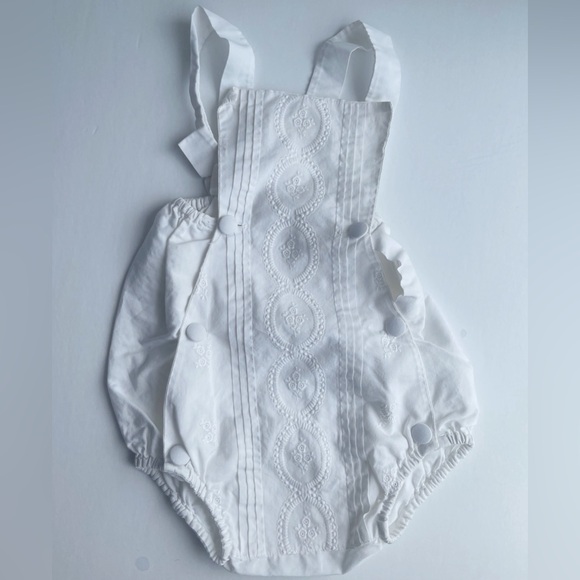 Vintage white Baby Eyelet Romper - Picture 2 of 4